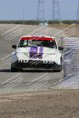 media/Oct-01-2023-24 Hours of Lemons (Sun) [[82277b781d]]/1045am (Outside Grapevine)/